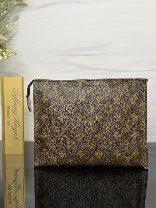 Authentic Louis Vuitton Monogram Toiletry 26