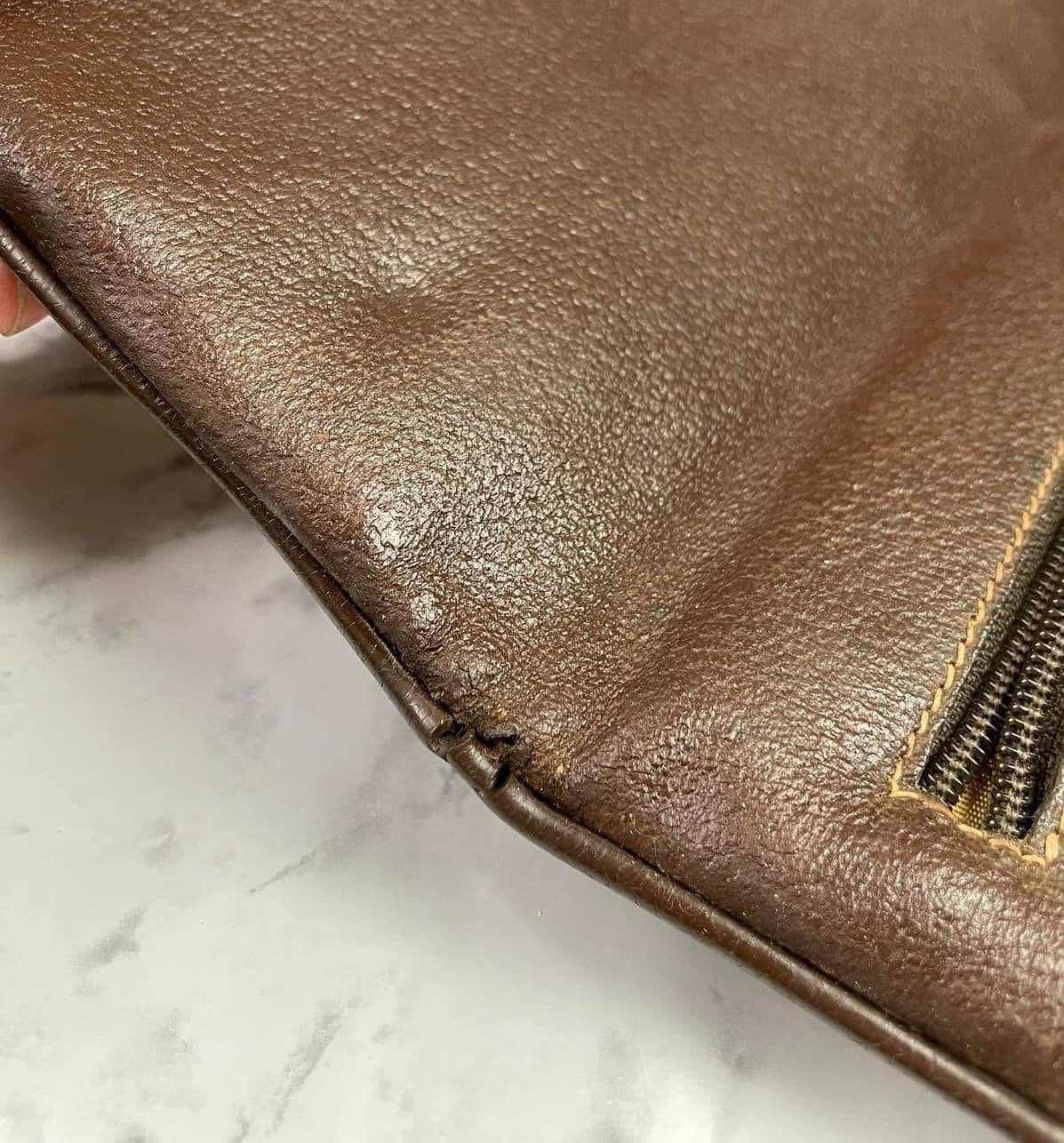 Authentic Vintage Gucci GG Supreme Fold-Over Clutch Bag