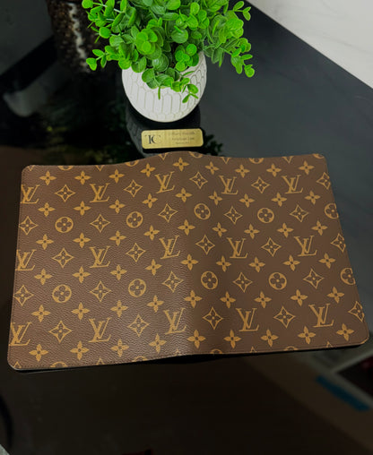 Authentic Louis Vuitton Monogram Desk Agenda Cover