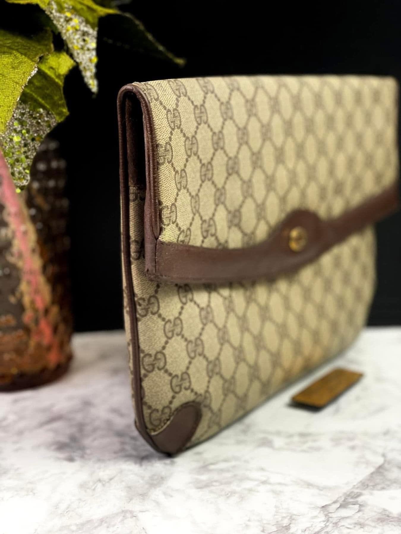 Authentic Vintage Gucci GG Supreme Fold-Over Clutch Bag