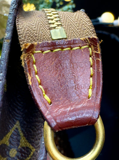 Authentic Louis Vuitton Monogram Bucket Pouch PM