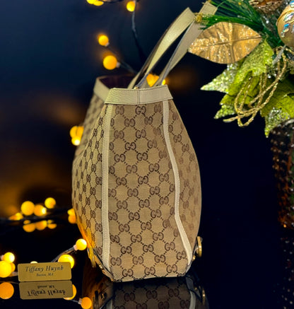 Authentic Gucci GG Abbey D-Ring Tote Bag in Beige