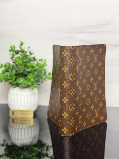 Authentic Louis Vuitton Monogram Desk Agenda Cover