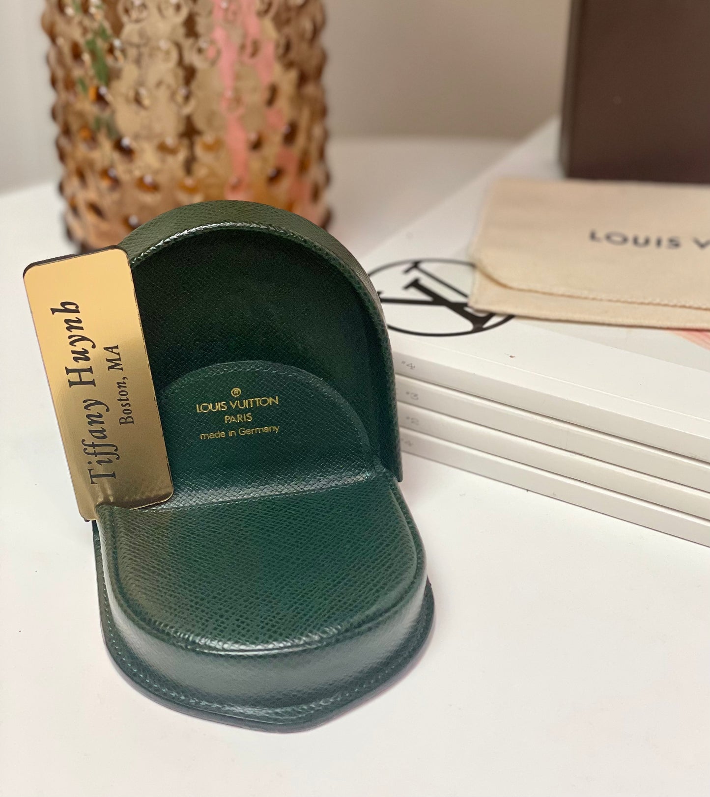Authentic Louis Vuitton Taiga Porte-Monnaie Cuvette Coin Case – Epicea