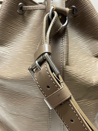 Authentic Louis Vuitton Epi Petit Noé – Pepper