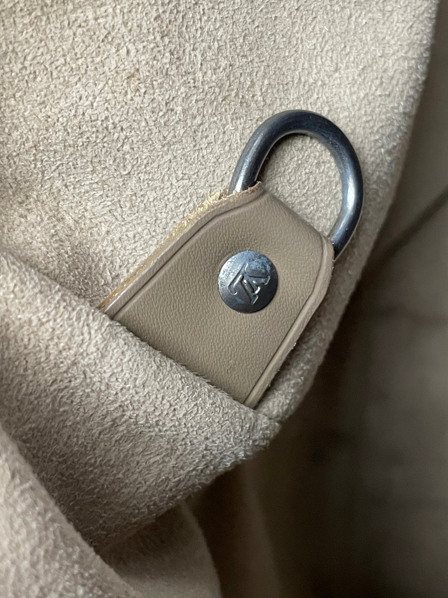 Authentic Louis Vuitton Epi Petit Noé – Pepper