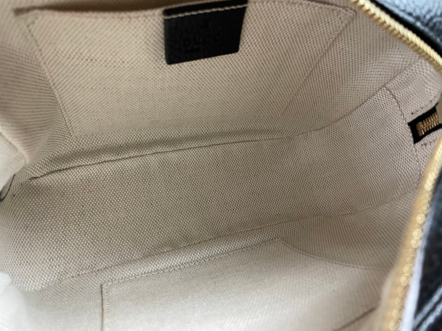 Authentic Gucci Soho Disco bag in Black