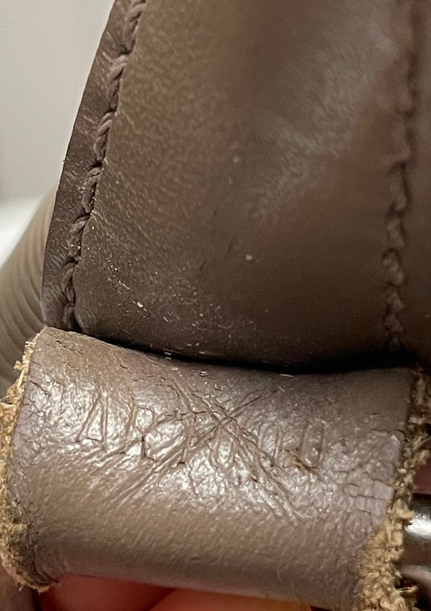 Authentic Louis Vuitton Epi Petit Noé – Pepper