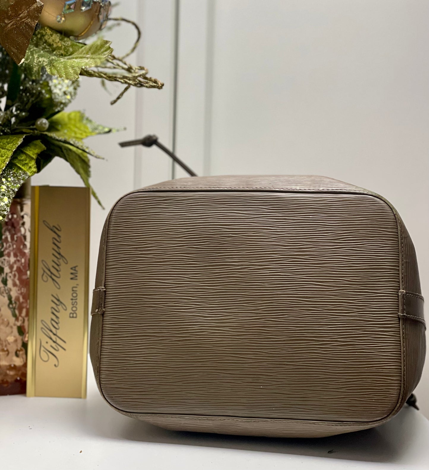 Authentic Louis Vuitton Epi Petit Noé – Pepper
