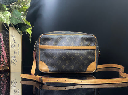Authentic Louis Vuitton Trocadero 27