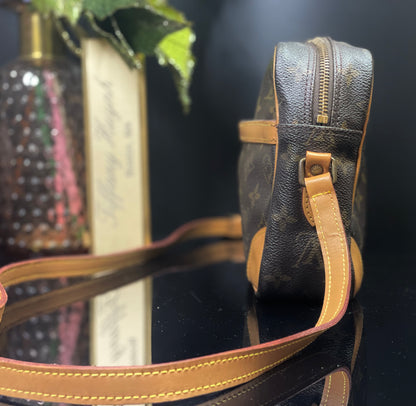 Authentic Louis Vuitton Trocadero 27