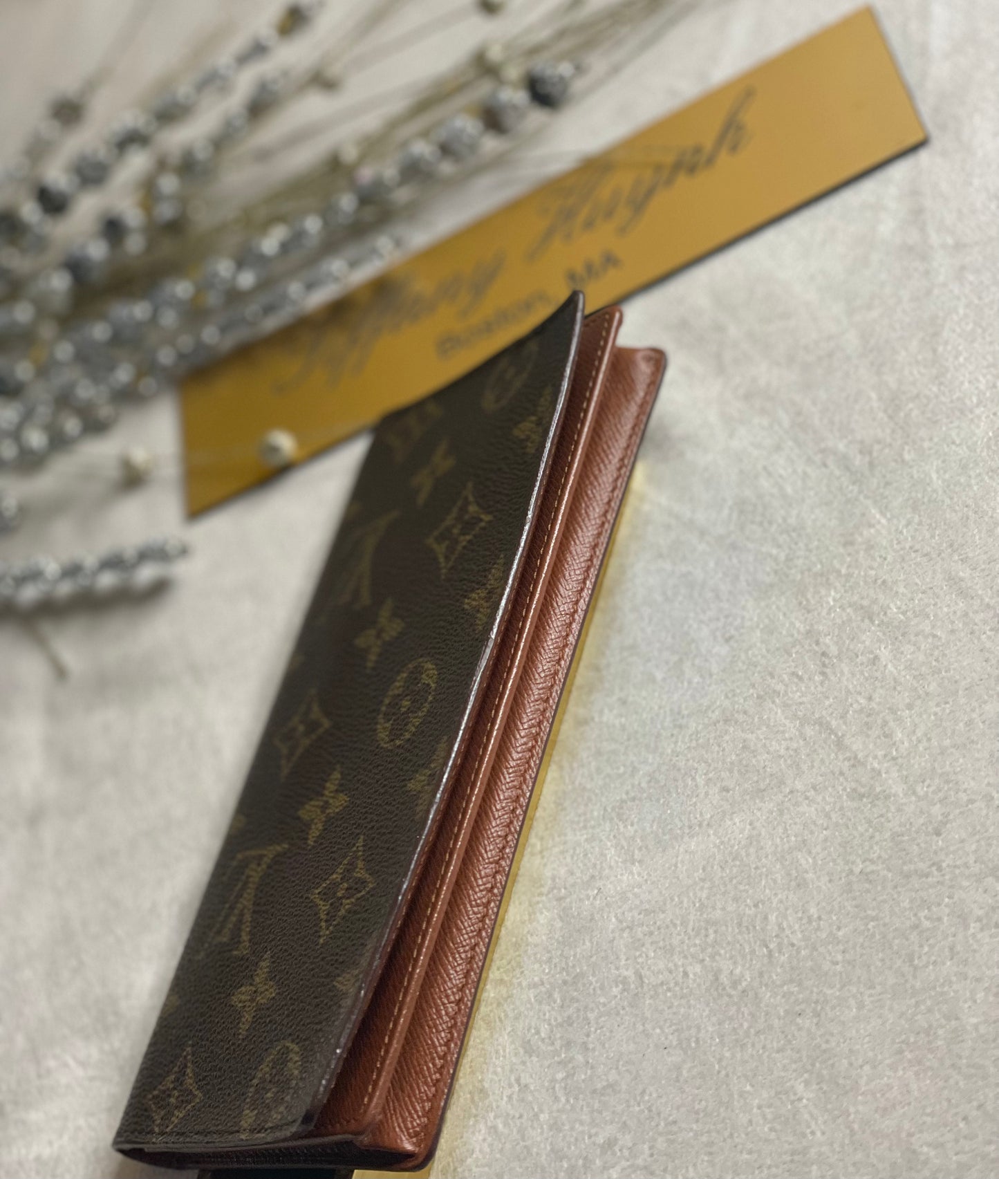 Authentic Louis Vuitton Monogram Porte-Cartes / Credit Yen Checkbook Wallet