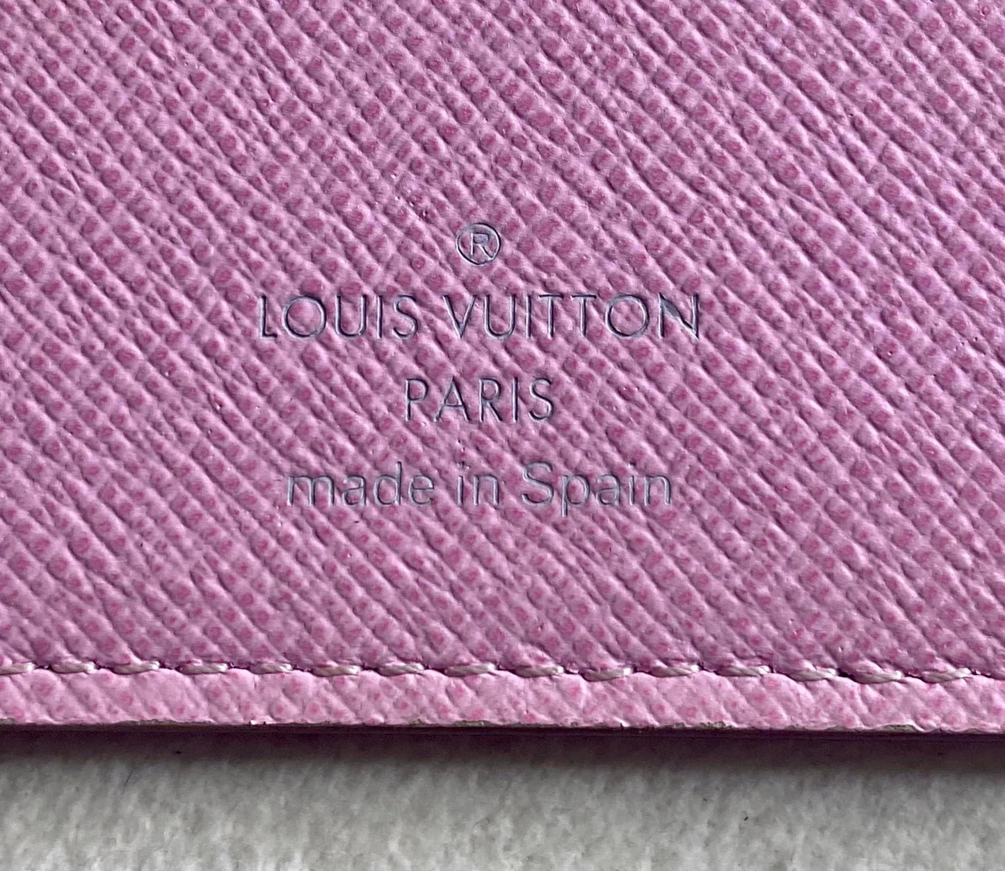 Authentic Louis Vuitton Monogram Multicolore Insolite Wallet – Blanc
