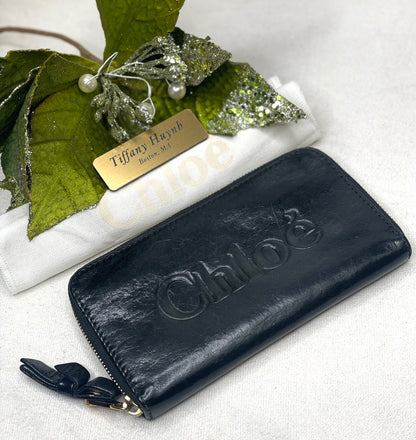 Authentic Chloé Black Calf Leather Zip Around Wallet