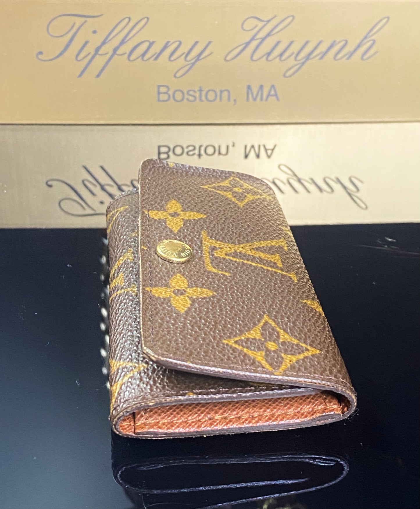 Authentic Louis Vuitton Monogram Multiclés 4 Key Holder