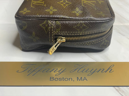Authentic Louis Vuitton Monogram Trousse 23