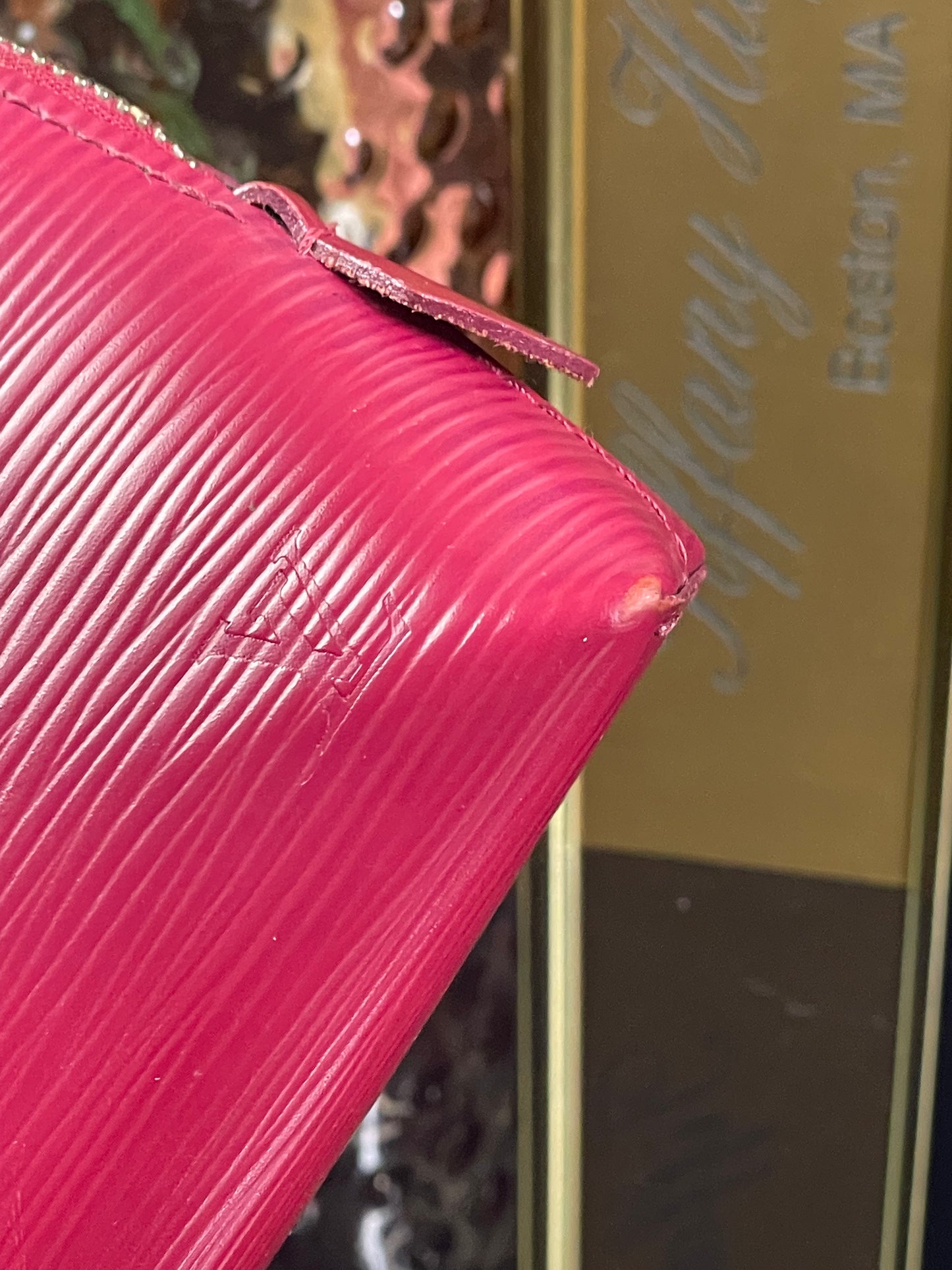 Authentic Louis Vuitton Epi Leather Cosmetic Pouch – Fuchsia