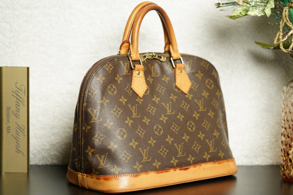Authentic Louis Vuitton Monogram Alma PM