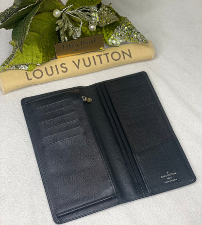 Authentic Louis Vuitton Taiga Leather Brazza Wallet – Noir