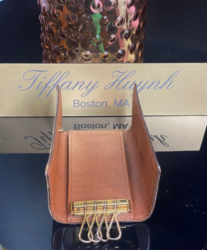 Authentic Louis Vuitton Monogram Multiclés 4 Key Holder