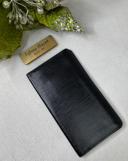 Louis Vuitton Epi Leather Checkbook Wallet – Noir