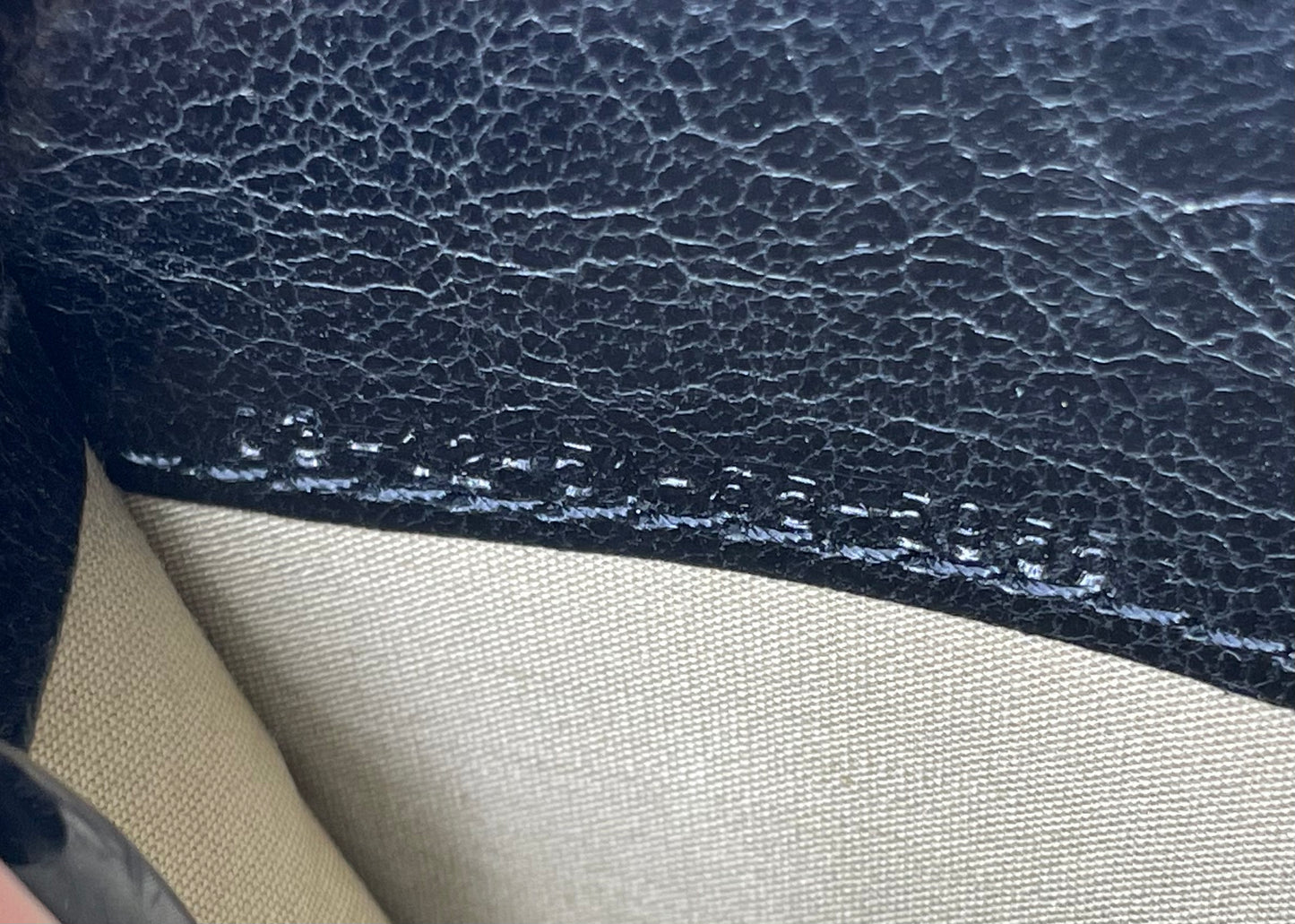 Authentic Chloé Black Calf Leather Zip Around Wallet