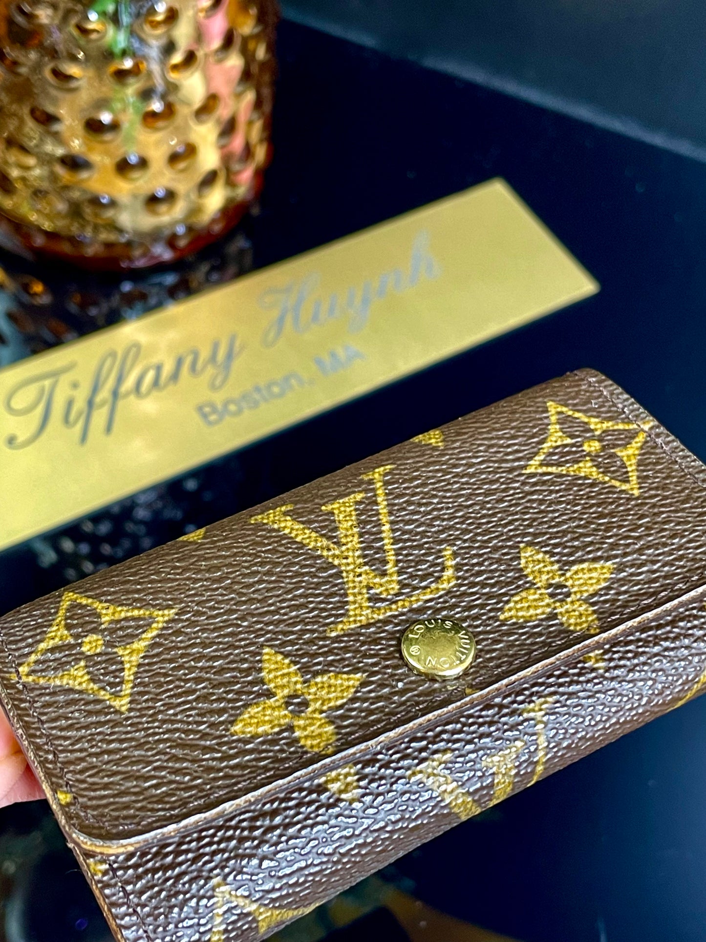 Authentic Louis Vuitton Monogram Multiclés 4 Key Holder