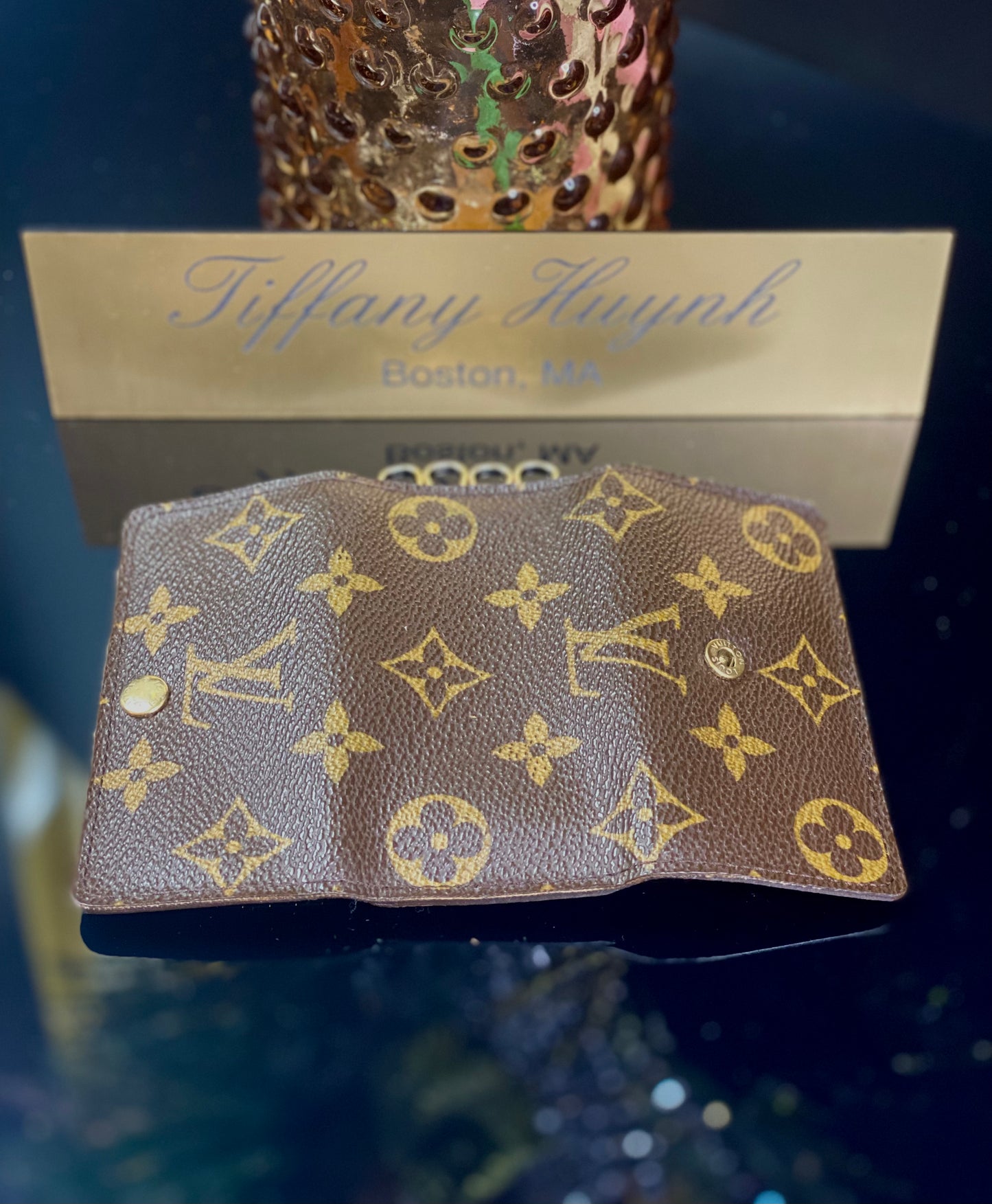 Authentic Louis Vuitton Monogram Multiclés 4 Key Holder