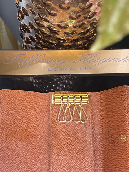 Authentic Louis Vuitton Monogram Multiclés 4 Key Holder
