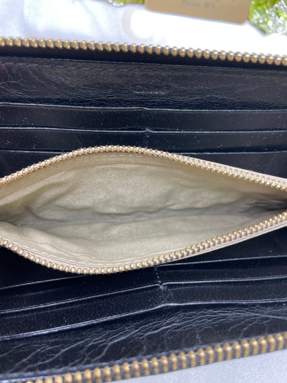Authentic Chloé Black Calf Leather Zip Around Wallet