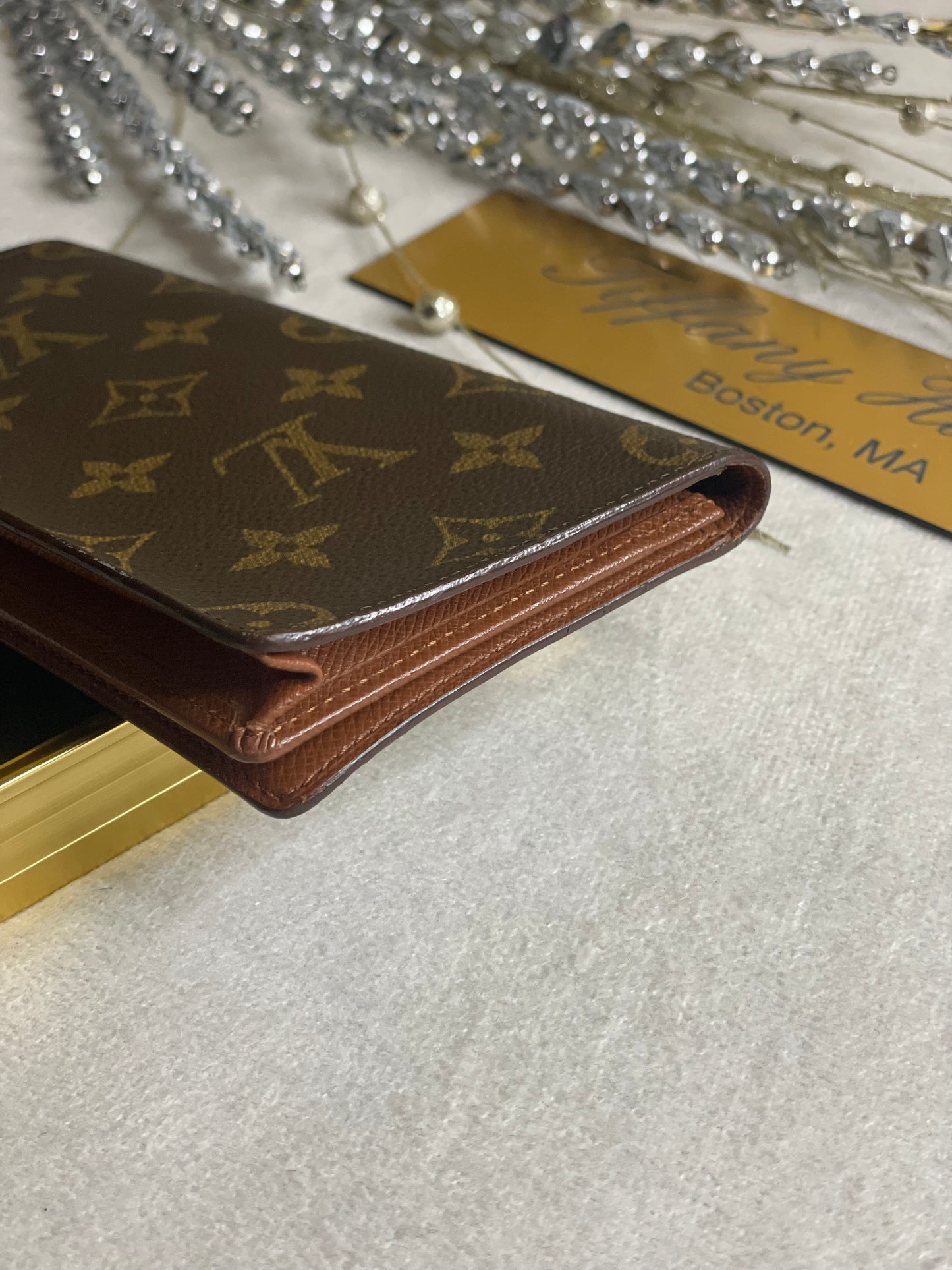Authentic Louis Vuitton Monogram Porte-Cartes / Credit Yen Checkbook Wallet