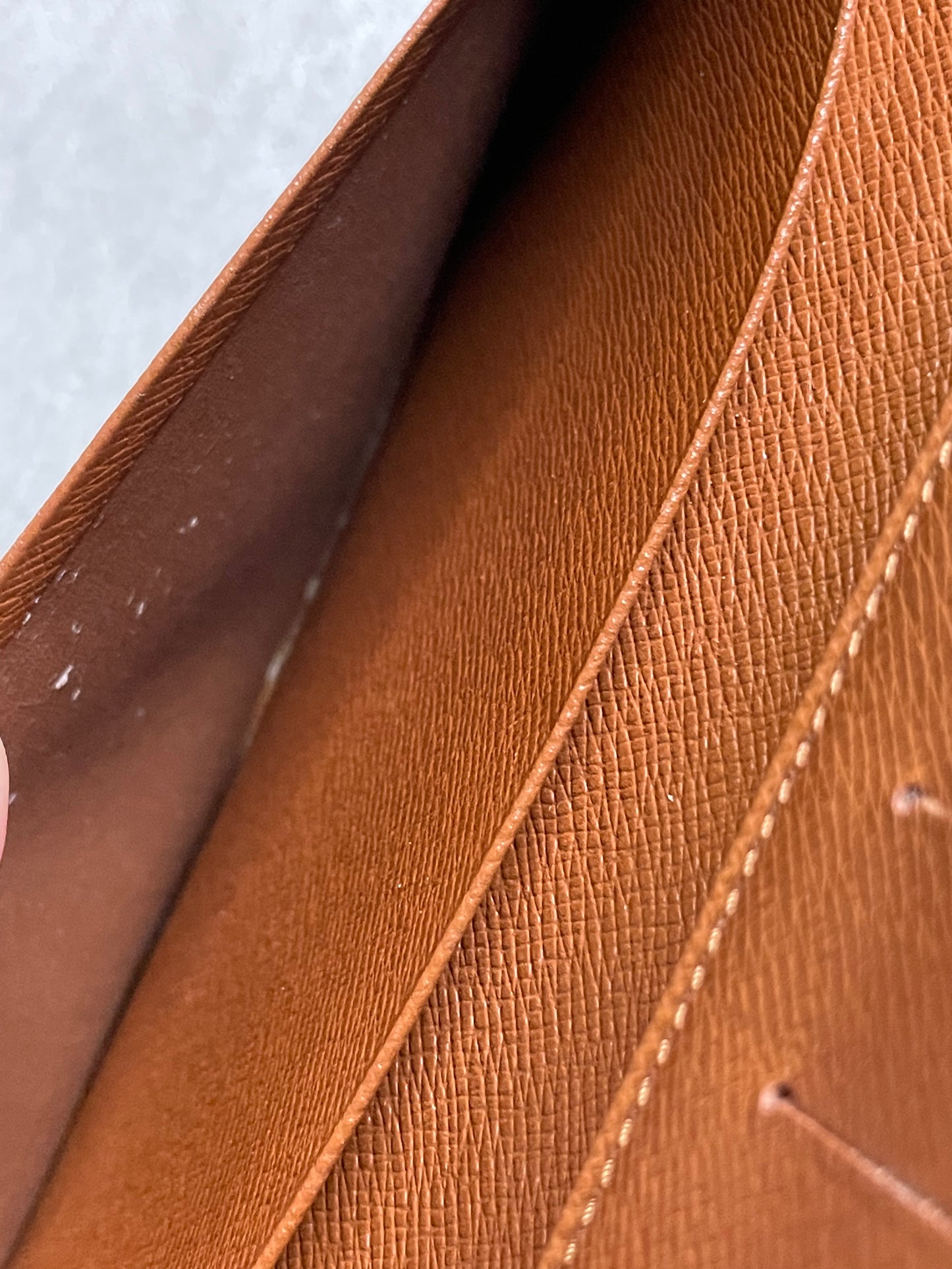 Authentic Louis Vuitton Monogram Porte-Cartes / Credit Yen Checkbook Wallet